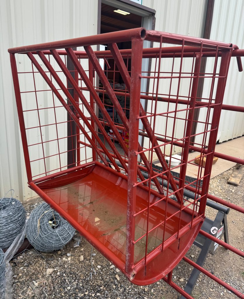 hanging-horse-feeder